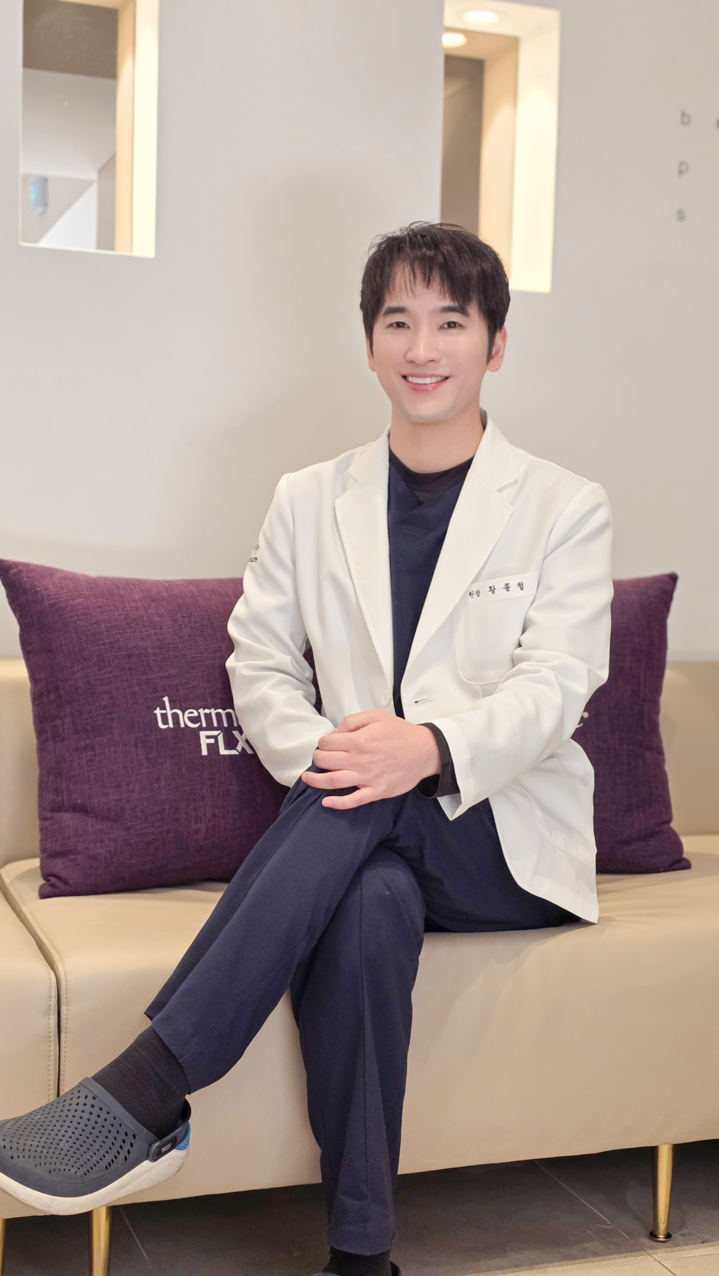 Dr. Hwang Jong-cheol, Director of BEAUNPL Clinic