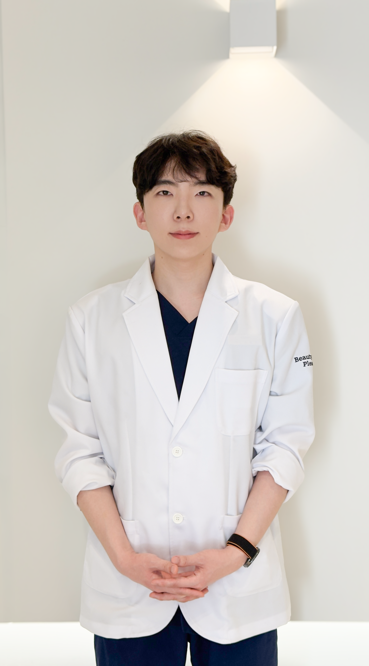 Dr. Kim Seunghyun, Director of BEAUNPL Clinic